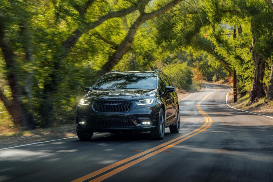  Chrysler Pacifica Limited S Appearance Package AWD (RU) 2020 года  (фото 28 из 70)